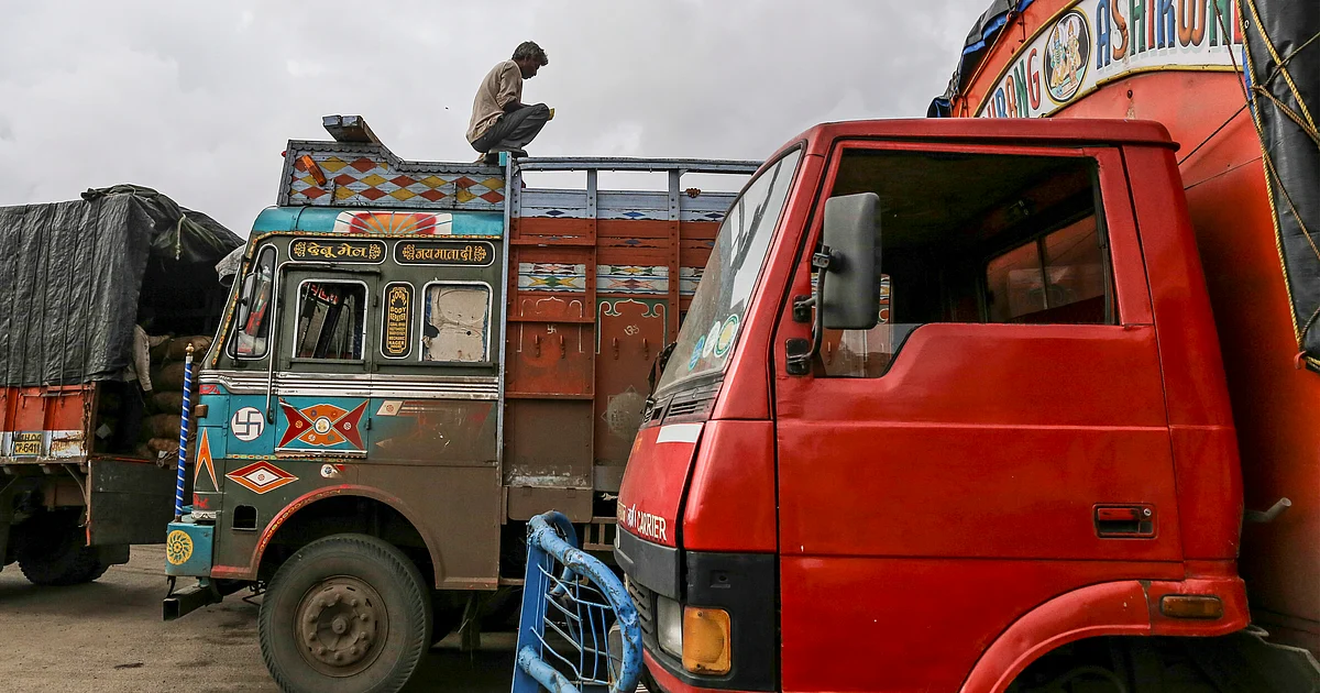 Shriram Transport Finance Q1 Review - Green Shoots In Disbursements; Strong Liquidity Buffers: Systematix 1 Shriram Transport Finance Q1 Review - Green Shoots In Disbursements; Strong Liquidity Buffers: Systematix