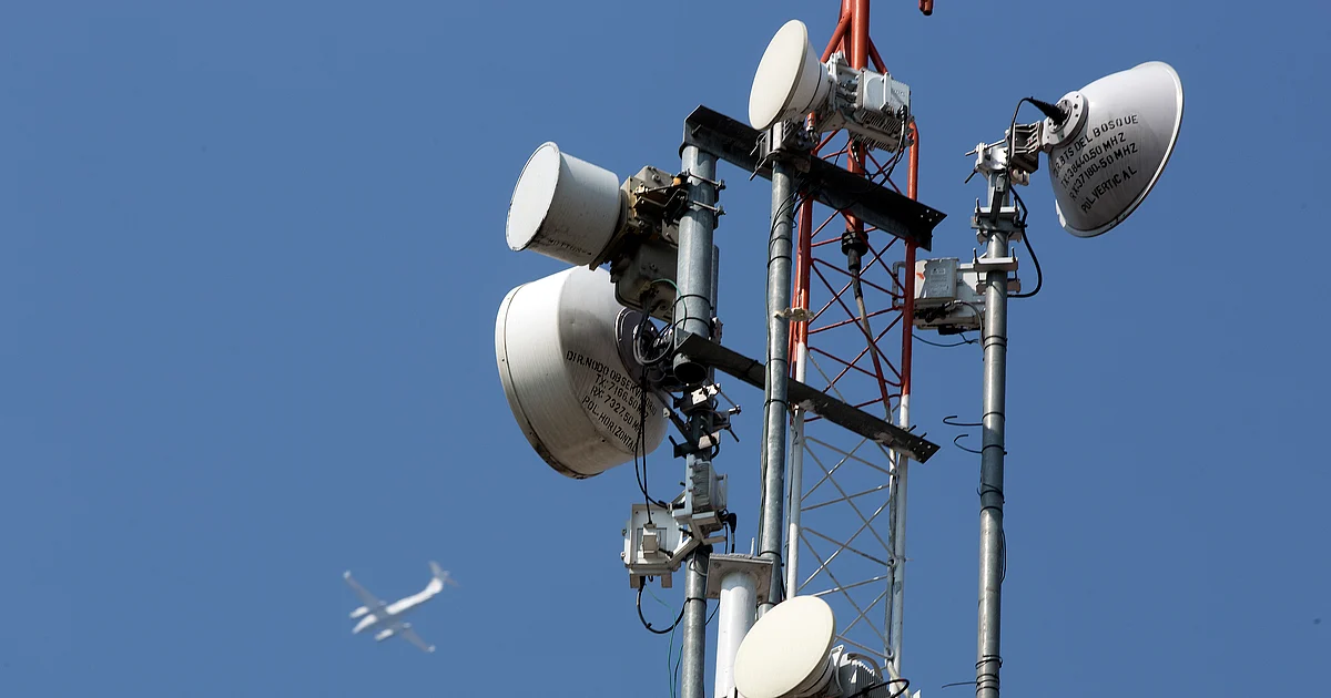 Spectrum Dues And IBC: NCLAT Ruling Makes Resolution Of Telecom Firms Virtually Impossible, Appeal Says 1 Spectrum Dues And IBC: NCLAT Ruling Makes Resolution Of Telecom Firms Virtually Impossible, Appeal Says