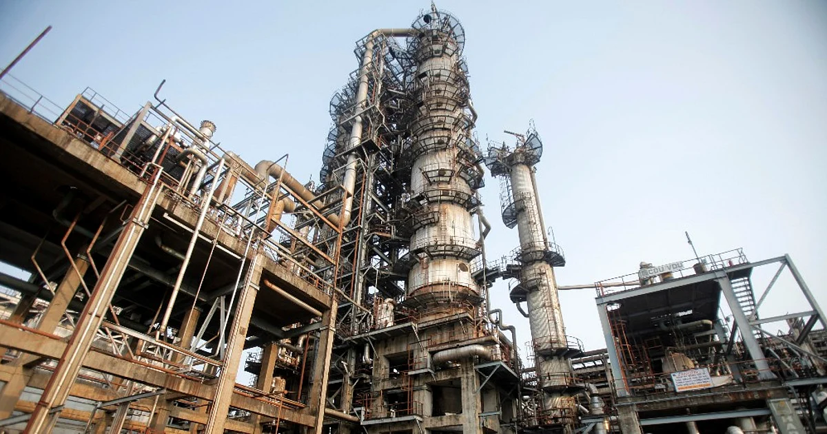 Oil Refiners Bet On Exports To Overcome Falling Domestic Demand 1 Oil Refiners Bet On Exports To Overcome Falling Domestic Demand