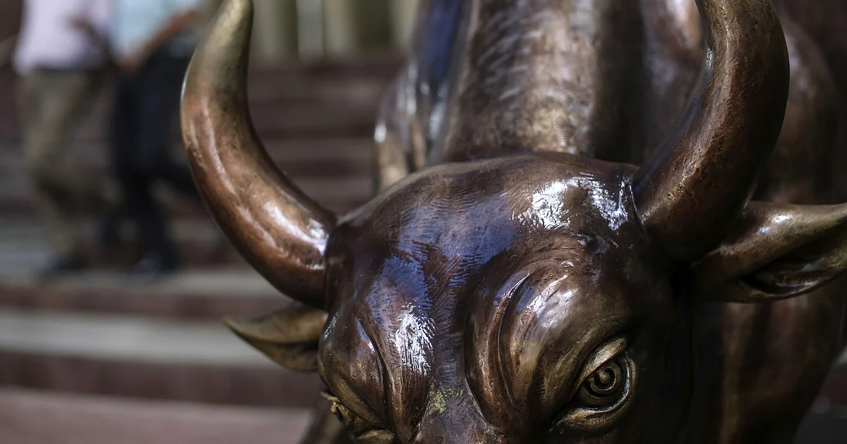 Stocks To Watch: Dish TV, Cochin Shipyard, Nuvoco Vistas Corp, Triveni Turbine 1 Stocks To Watch: Dish TV, Cochin Shipyard, Nuvoco Vistas Corp, Triveni Turbine