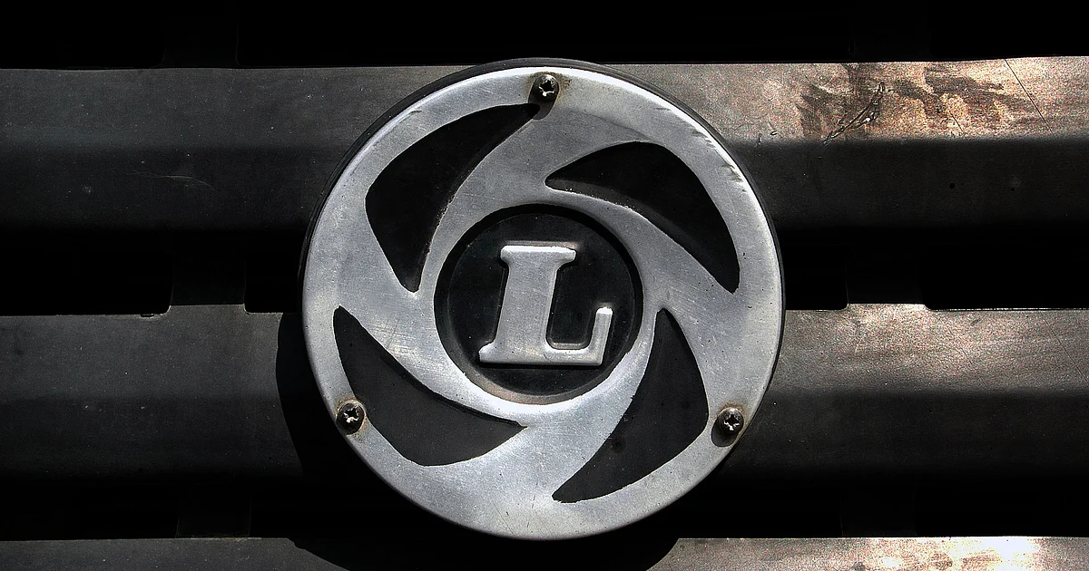 Ashok Leyland Analyst Meet Update - Unveils Electric Vehicle Strategy: Systematix 1 Ashok Leyland Analyst Meet Update - Unveils Electric Vehicle Strategy: Systematix