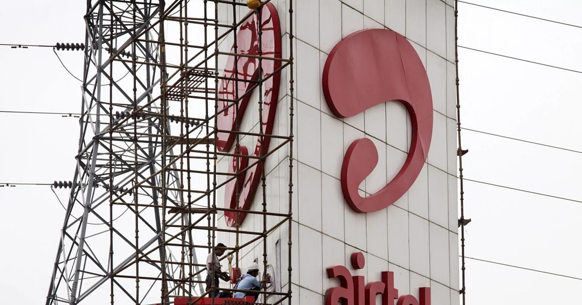 Bharti Airtel Q4 Review - Tepid Growth; Strong Client Addition: Axis Securities 1 Bharti Airtel Q4 Review - Tepid Growth; Strong Client Addition: Axis Securities
