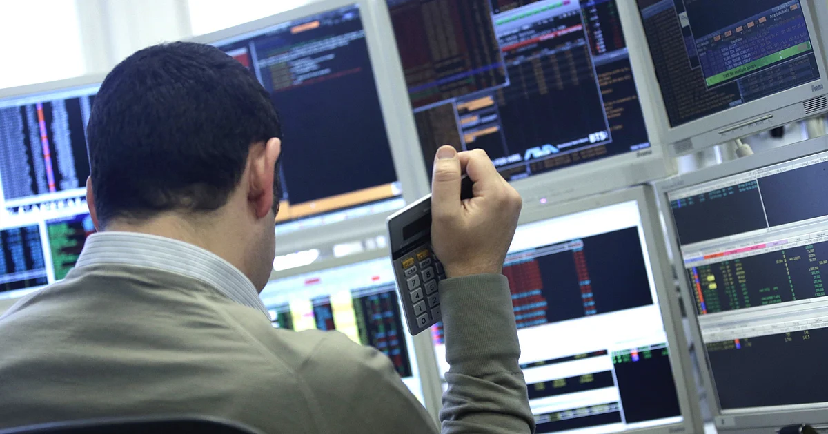 Q3 Earnings Review: KRChoksey Sees Broad Based Sectoral Recovery 1 Q3 Earnings Review: KRChoksey Sees Broad Based Sectoral Recovery