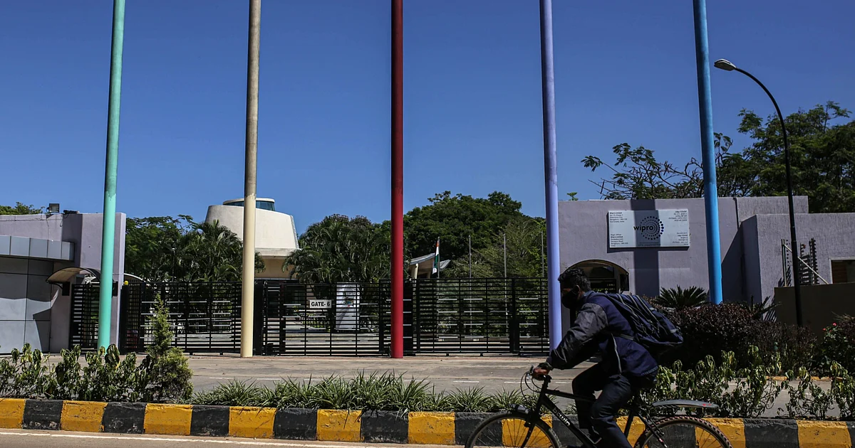 Wipro Q4 Review - Growth, Outlook At Top Gear: IDBI Capital 1 Wipro Q4 Review - Growth, Outlook At Top Gear: IDBI Capital