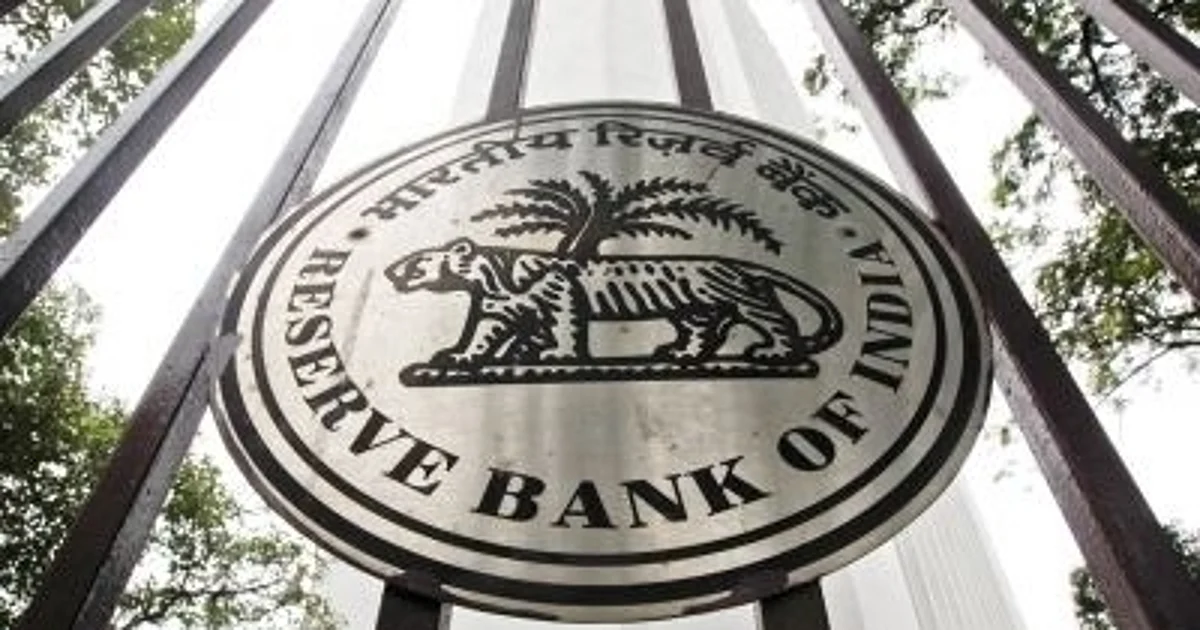 RBI’s Private Bank MD, CEO Tenure Cap Impact: Axis Securities 1 RBI’s Private Bank MD, CEO Tenure Cap Impact: Axis Securities
