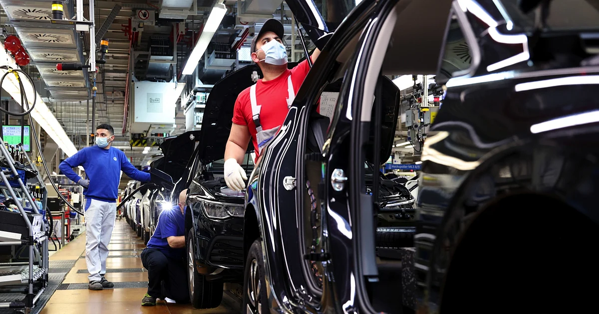 KPIT Technologies Expects 15% Growth Over Next Few Years Amid Focus On Autos 1 KPIT Technologies Expects 15% Growth Over Next Few Years Amid Focus On Autos