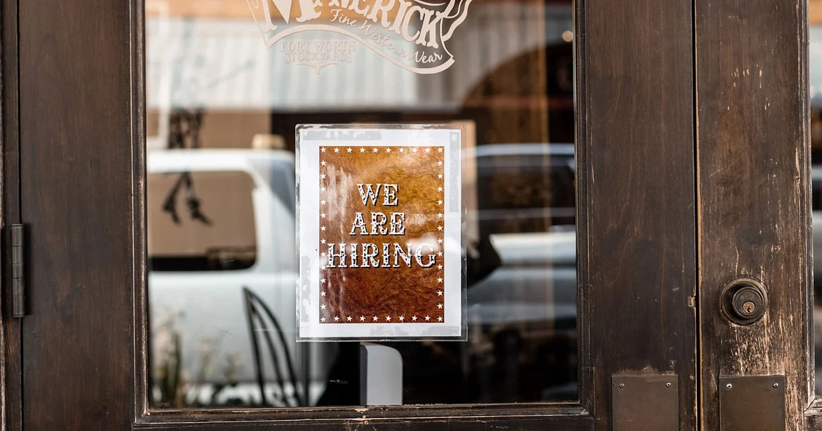 'We Are Hiring!': Formal Jobs Hover Close To Pre-Pandemic Levels 1 'We Are Hiring!': Formal Jobs Hover Close To Pre-Pandemic Levels
