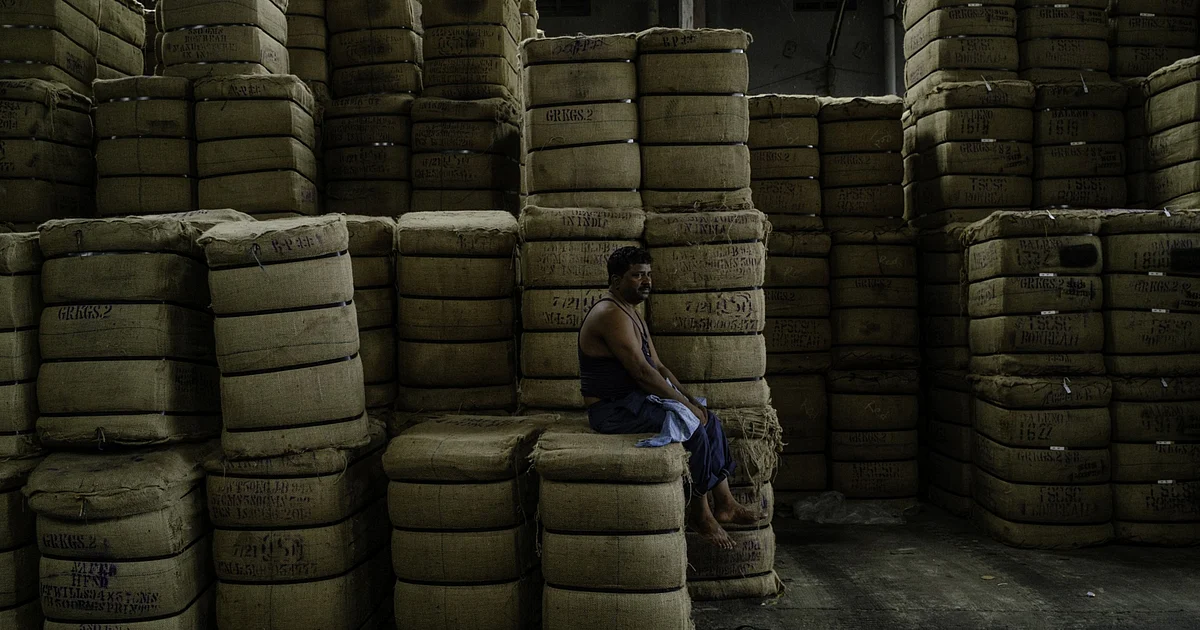 PMI Review - Supply Shortage Weighs On Global Output; Price Pressures To Sustain: Systematix 1 PMI Review - Supply Shortage Weighs On Global Output; Price Pressures To Sustain: Systematix