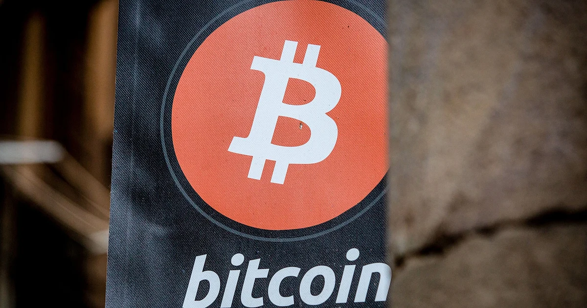 Bitcoin Extends Gains to Reach 2022 High of More Than $48,000 1 Bitcoin Extends Gains to Reach 2022 High of More Than $48,000