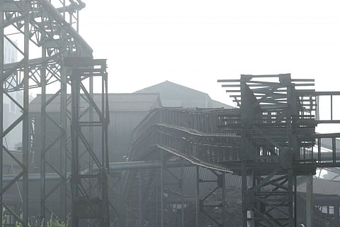 जलवायु प्रतिज्ञाओं के बावजूद 2022 में नई ऊंचाइयों पर पहुंची जीवाश्म ईंधन को दी जा रही सब्सिडी