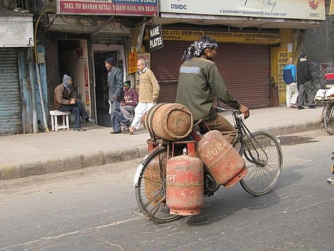 In Delhi the share of population using cycles is as high as 11 per cent (Census of India-2011) and there is only 40-45 kilometres of dedicated cycle tracks
Credit: Fooling Around/Flickr