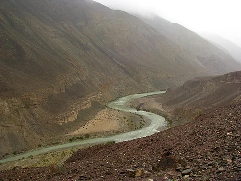 The IWT plays a major role in keeping Pakistan’s economic wheel moving. Credit: McKay Savage/ Flicker