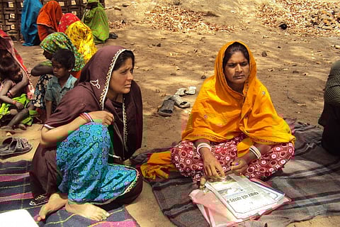 The app unburdens health workers from registers and flip charts which restricts their mobility (Credit: Jitendra/CSE)