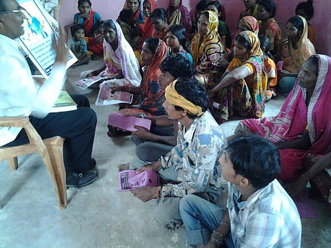 Every hour, four people in India are driven to commit suicide because of their illnesses. Credit: CDC Global / Flicker