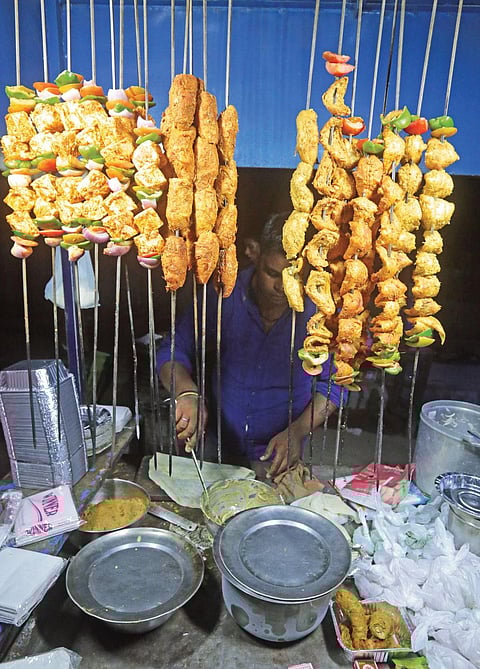 Large parts 
of agricultural soil in India are deficient in zinc, boron and iron, and climate change too is affecting plant nutrition levels (Photo: Vikas Choudhary)