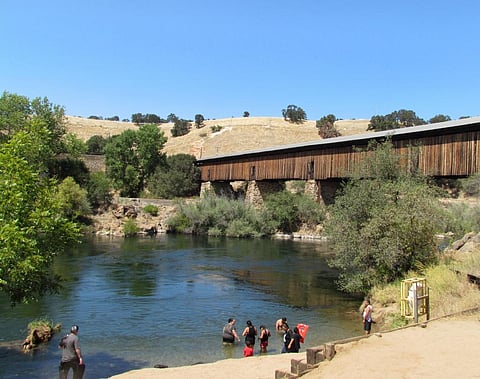 Dams could reduce the supply of both sediments and nutrients to the lowlands. Credit: Wikimedia Commons
