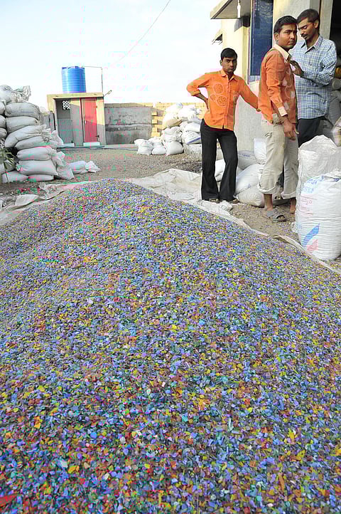 Around 8 million metric tonne of plastic waste enters in the sea every year, according to the UN. Credit: Meeta Ahlawat/CSE
