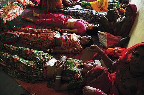 Counselling and explaining post-surgery risks take a backseat as hospitals remain understaffed and doctors perform dozens of tubectomies within a few hours (Photo: Sayantoni Palchoudhuri)