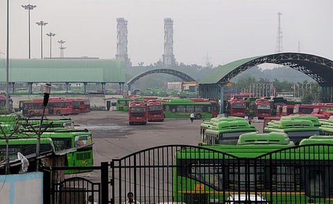 Delhi needs to augment its public transport system to make odd even a success. It has only 272 buses for a million citizens. (Photo: Vikas Choudhary)
