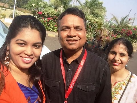 उपासना सिंह, डॉ अपरूप दास और निशा सिवाल (बाएं से दाएं)