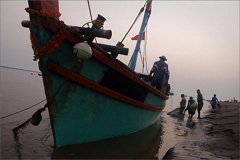 Fishermen fear losing their livelihood due to depleting fish stocks. Credit: Nevil Zaveri / Flickr