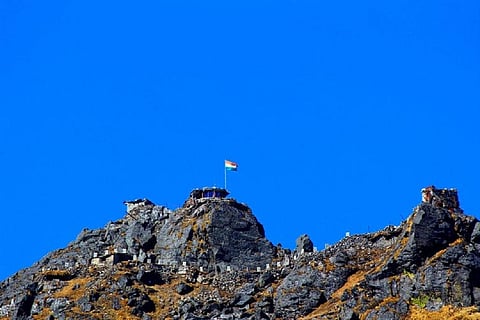 Development is peaking in the high country between India and China. Vinay Vaars/Wikimedia Commons, CC BY-SA
