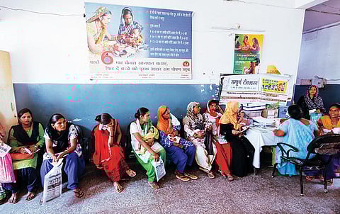 जनवरी 2017 से प्रधानमंत्री मातृ वंदन योजना के लागू होने के बाद 2.5 करोड़ महिलाएं गर्भवती हुईं हैं लेकिन योजना का लाभ केवल 32 लाख गर्भवती महिलाओं को ही मिला है (फ़ोटो: विकास चौधरी / सीएसई)