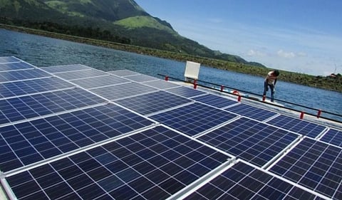 The 10kW floating solar power plant installed in Banasurasagar. Credit: Regen Power