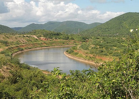The Polavaram dam could displace 400,000 people and submerge nearly 4,000 hectares of forestland. Credit: Wikimedia Commons