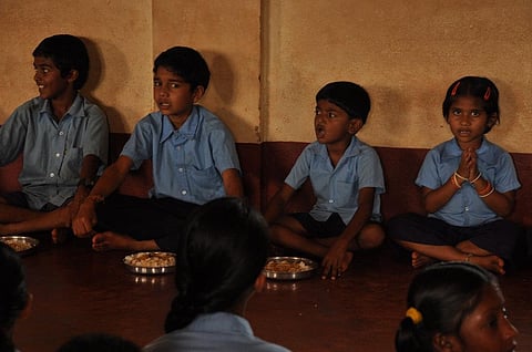 A mid-day meal in Kokada village in Karntaka's Dakshina Kannada district. Credit: Savvy Soumya Misra/CSE