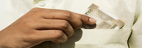 Congress promises Rs 72,000 per year minimum income for poor