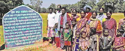 One such Pathalgadi installed in a village. Photo: Priya Ranjan Sahu