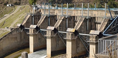 The Pandoh dam on the Beas as seen from the Chandigarh-Manali Highway. Photo: Wikimedia Commons