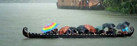 Monsoon advances, but in deficit