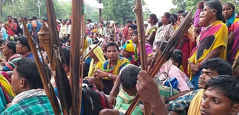 Nearly 10,000 people from 200 tribal villages across Chhattisgarh protest in Dantewada against mining a hill, which they consider sacred. Photo: Purushottam Thakur