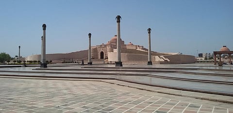 The recently constructed urban space in Lucknow bears a deserted look. These are huge paved spaces with no shade and serve as a perfect reminder of how an inappropriate climatic design, choice of materials and forms can render a public space useless. Photo: Sugeet Grover