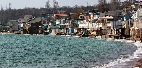 Sea level may rise 1.1 metre by 2100: IPCC