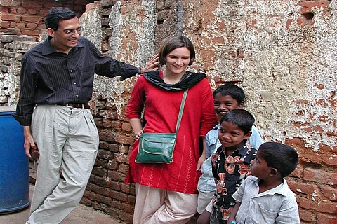 2008 में भारत दौरे पर आए थे अभिजीत बनर्जी। फोटो: जे पॉल