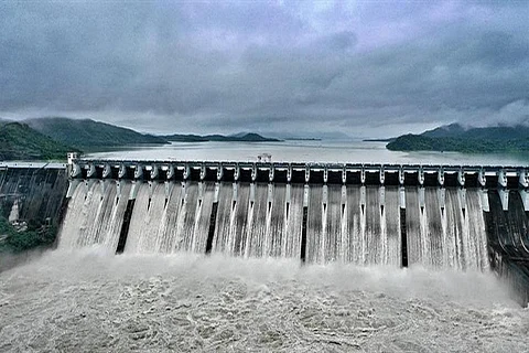 Photo:http://www.sardarsarovardam.org/