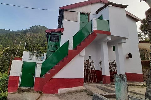 उत्तराखंड के जिले पौड़ी के गांव क्यार्क में दीपक नौटियाल द्वारा बनाया गया होम स्टे। फोटो: वर्षा सिंह