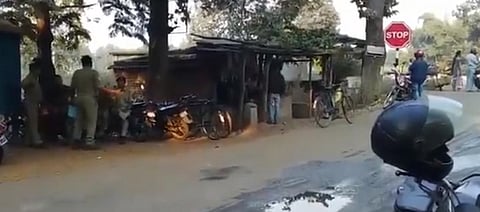 Police personnel at Patrapalli village, three kilometres from Talabira, where 40,000 trees were cut on December 9 : Photo: @Sushmitav1 / Twitter