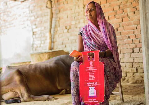 Guddi Devi of Ballia, Uttar Pradesh, who was among the first beneficiaries of PMUY. Photo: Srikant Chaudhary / CSE