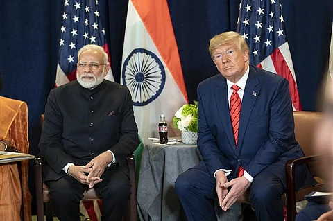 भारत के प्रधानमंत्री नरेंद्र मोदी के साथ अमेरिकी राष्ट्रपति डोनाल्ड ट्रम्प। फाइल फोटो साभार: विकीपीडिया