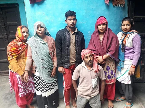 हरियाणा के पलवल जिले के आली ब्राह्रमण गांव के 42 वर्षीय किसान दुर्गाराम ने आर्थिक तंगी से परेशान होकर आत्महत्या कर ली। फोटो : मलिक असगर हाशमी