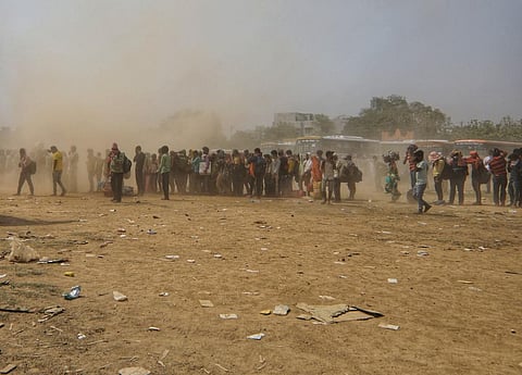 यूपी के माइग्रेशन बेल्ट में जारी है असंगठित मजदूरों का प्रवास दंश, लॉकडाउन के बाद चमोली त्रासदी के शिकार