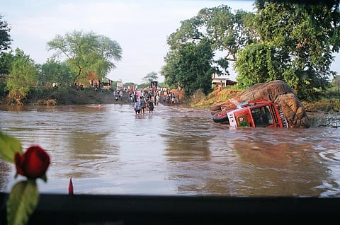 मौसम अपडेट: 9 राज्यों में बढ़ रहा है बाढ़ का खतरा