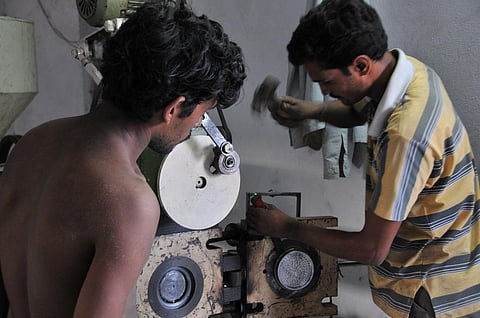 राज्यसभा ने तीन श्रम विधेयकों को पास कर दिया। फोटो: विकास चौधरी