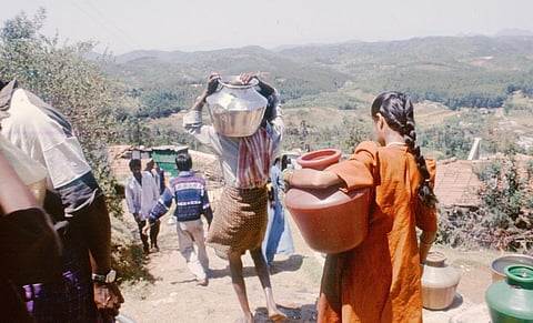 Women are found to be twice as affected as men with injuries while fetching water. Photo: Sunita Narain / CSE
