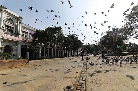लॉकडाउन के दौरान दिल्ली के कनॉट प्लेस का दृश्य। फोटो: विकास चौधरी