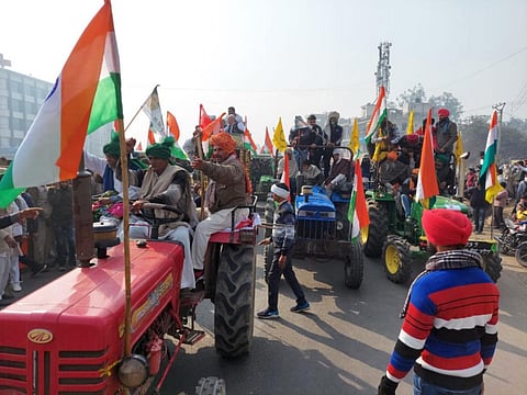 किसान परेड के बाद तीन कृषि कानूनों के खिलाफ शांतिपूर्ण आंदोलन अब भी जारी